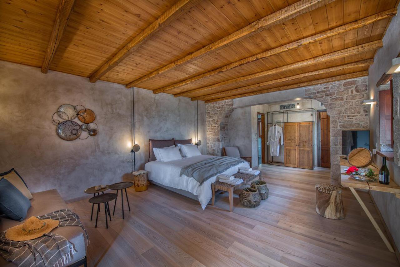 Brazzo Di Maina Hotel Oitylo Eksteriør billede